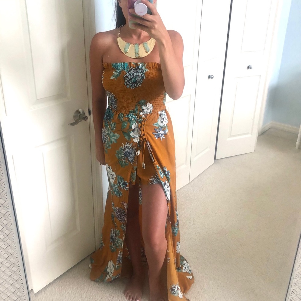 NWT- 🌻YelloW Floral Maxi Romper🌻